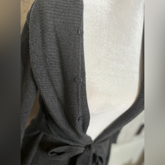 The Limited- Size Medium- Open front cardigan with attached belt- Charcoal color - Picture 2 of 4